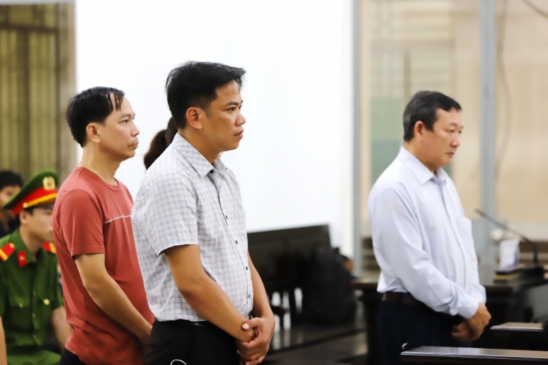 Huynh Van Dong,  CDC Khanh Hoa,  Cong ty VNDAT,  Kinh doanh Phong Phu,  Cong ty Phong Phu,  Duoc pham Tuong Khue anh 1