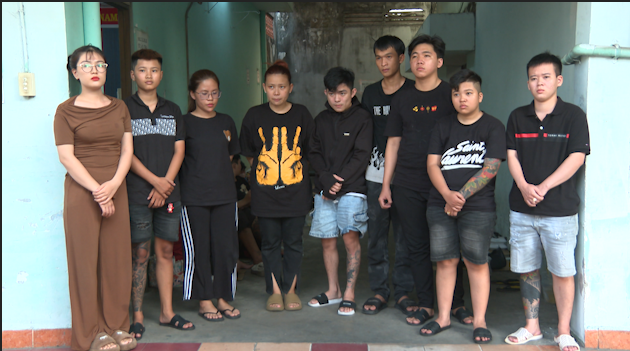 Lua hang nghin nguoi,  chung cu Richstar,  chung cu Carilon,  phan mem Quang Trung,  Cong ty Helmets anh 4