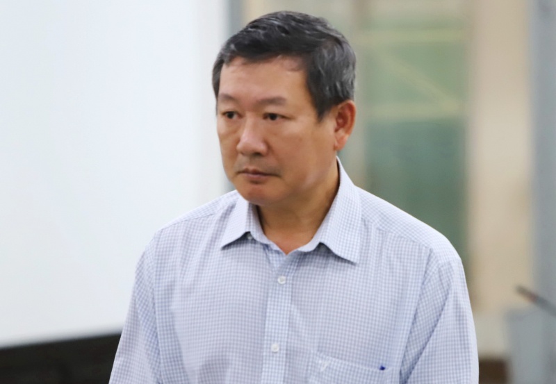 Cuu giam doc CDC Khanh Hoa bi tuyen phat 3 nam 6 thang tu hinh anh