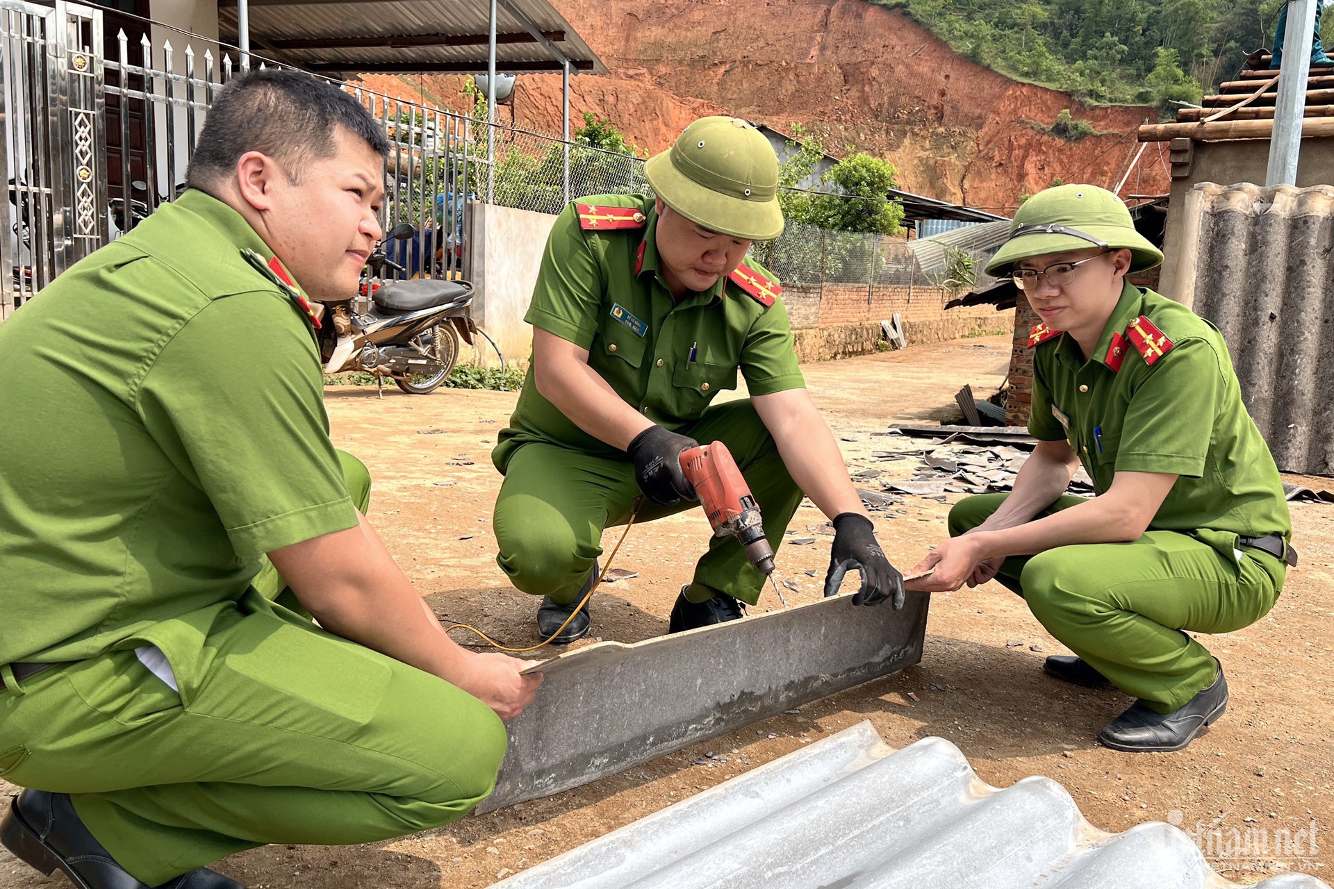 Dong loc Cao Bang anh 2