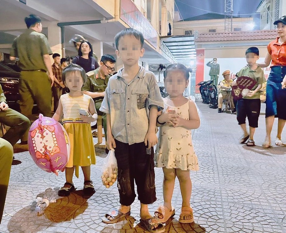 Tre em lac Cua Lo anh 4