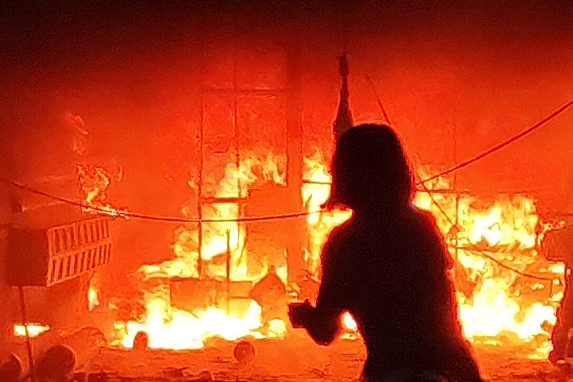 Chay du doi tai xuong in bien quang cao o Ha Noi hinh anh