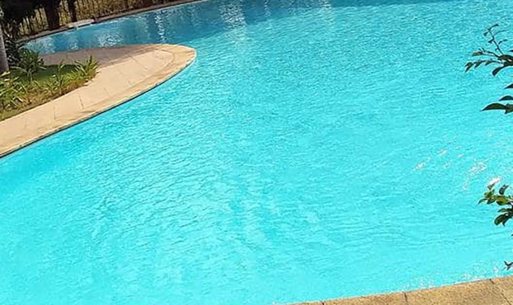 Be 5 tuoi tu vong trong ho boi homestay o Phan Thiet hinh anh