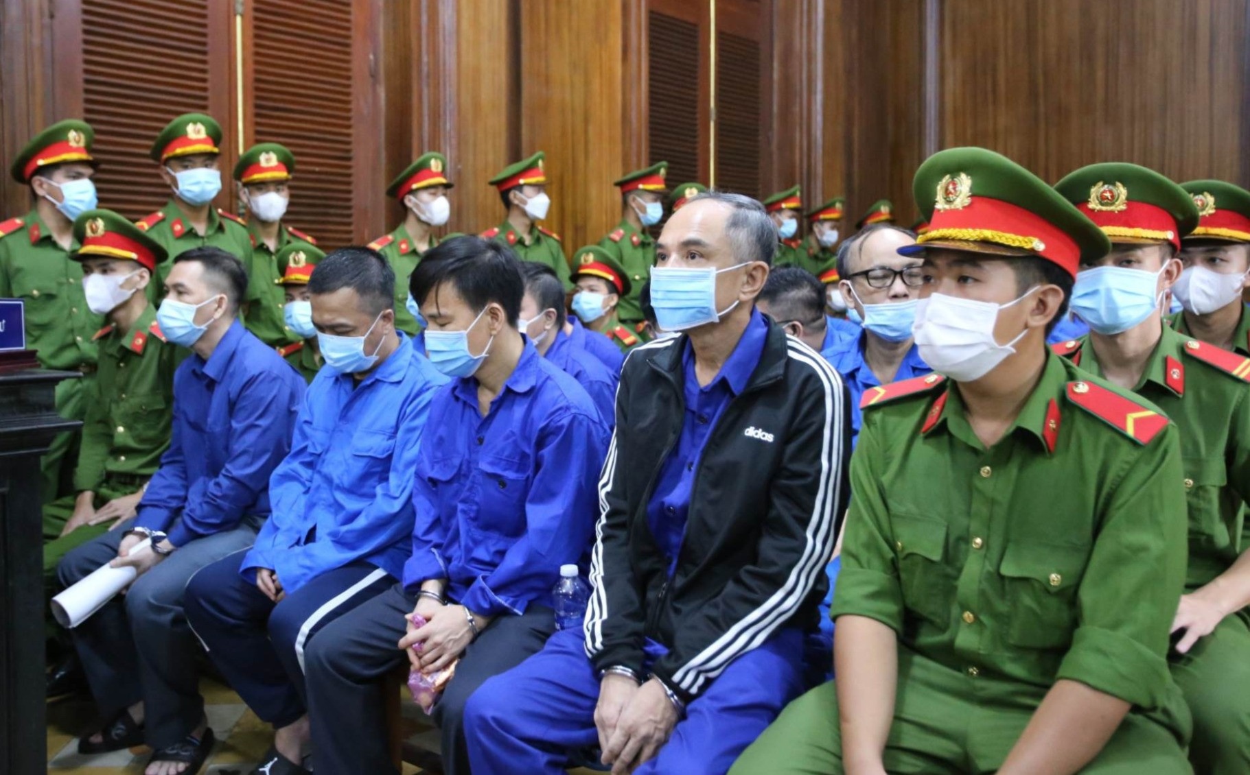 Thuduc House,  Cong ty Khanh Hung,  Sai Gon Tay Nam,  Hoang Nam Anh,  Nguyen Thi Bich Hanh anh 2