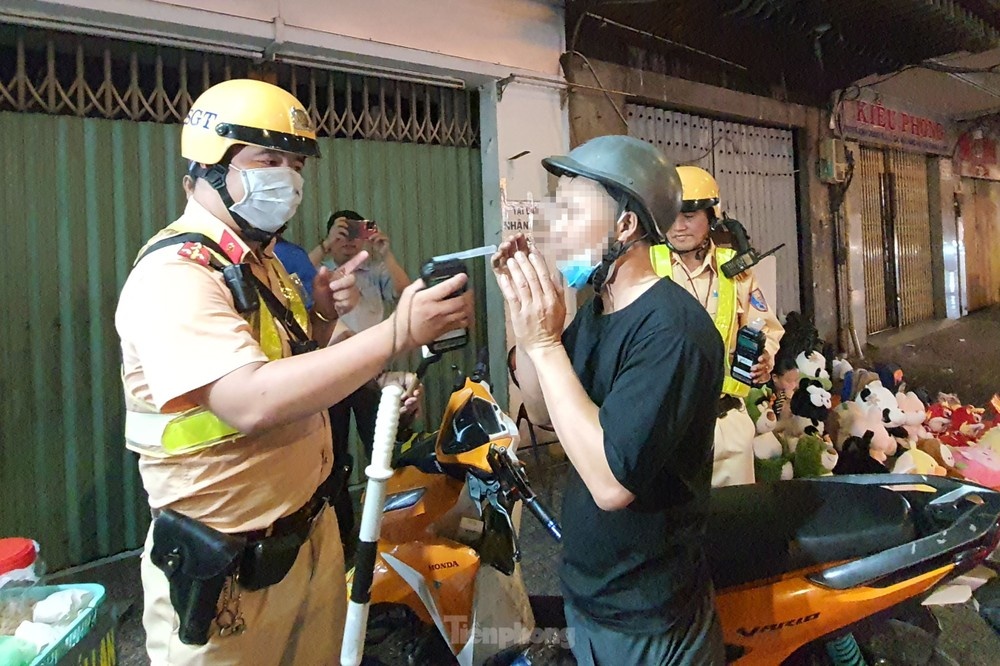 Vi pham nong do con anh 1