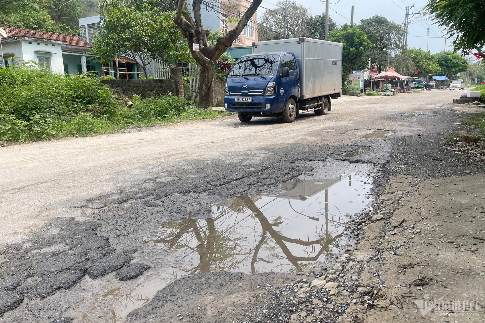 Duong tinh 334 Van Don anh 4