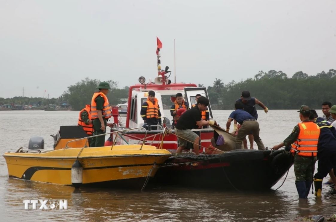 Song Chanh Quang Ninh anh 1