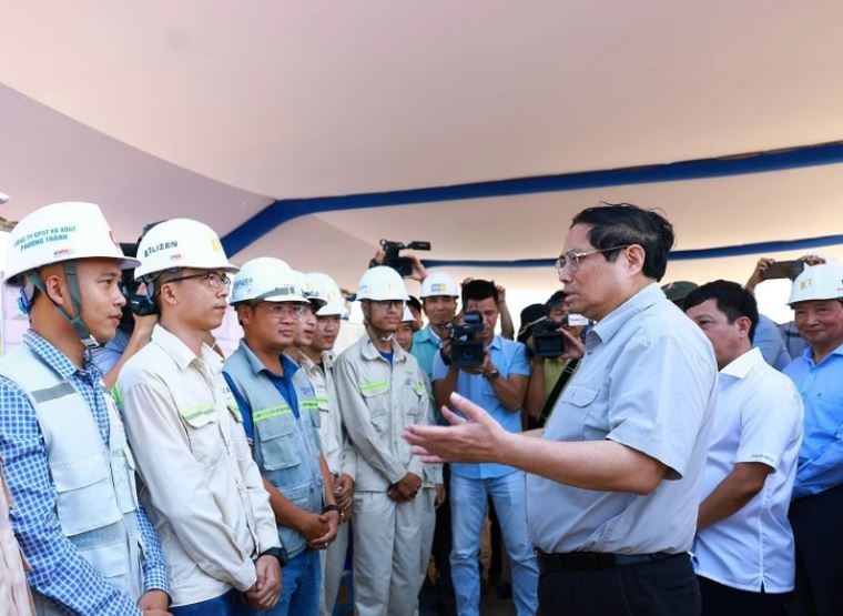 Thu tuong kiem tra du an giao thong trong diem o Khanh Hoa, Nha Trang hinh anh