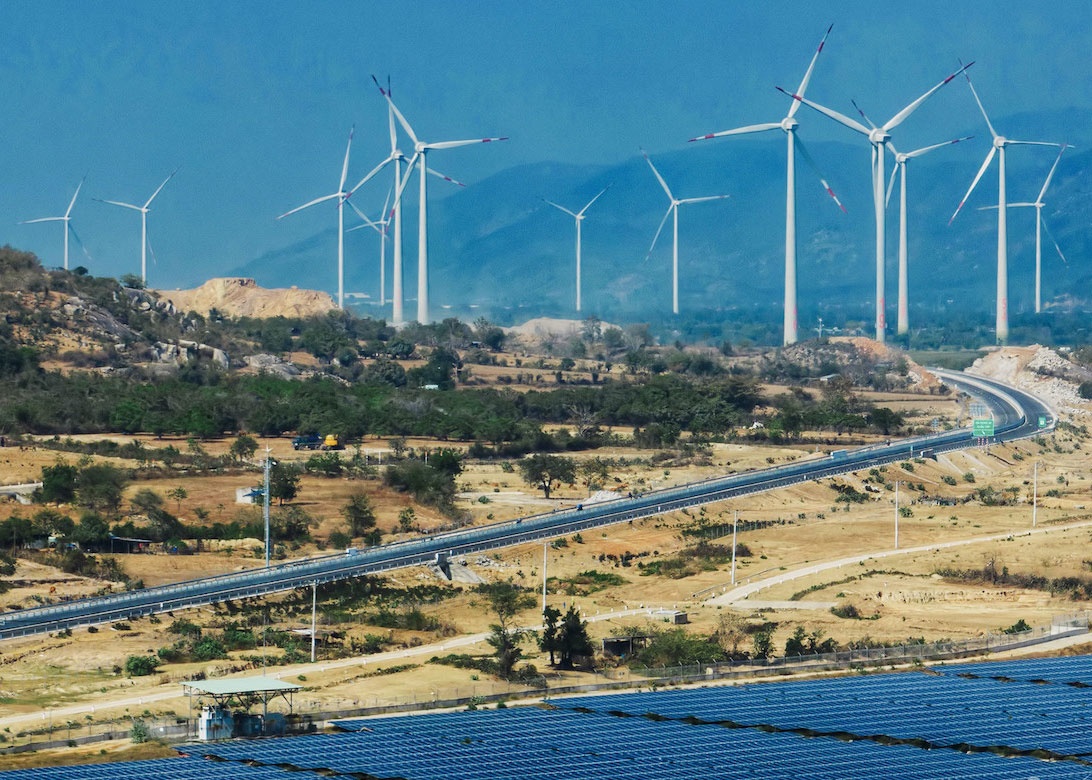 Tuyen cao toc rut ngan hanh trinh TP.HCM - Nha Trang va Ha Noi - Vinh hinh anh