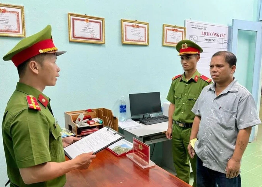 Bi yeu cau kiem tra nong do con, doi tuong nem da luc luong chuc nang hinh anh