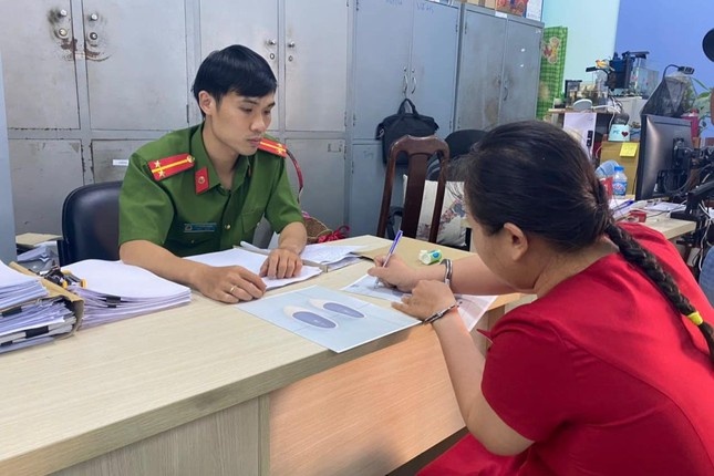 Cong an tim nan nhan bi cuop sau khi uong nuoc pha thuoc an than hinh anh