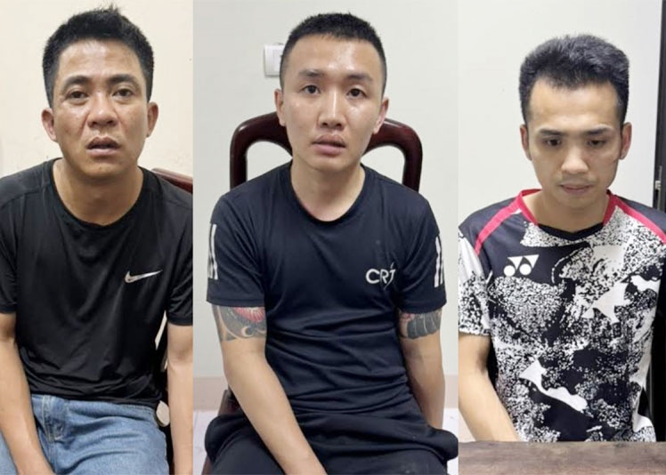 Di du lich dip nghi le tranh thu mua ma tuy hinh anh