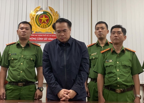 Xac dinh 2 cuu cuc truong Cuc Dang kiem nhan hoi lo hon 47 ty dong hinh anh