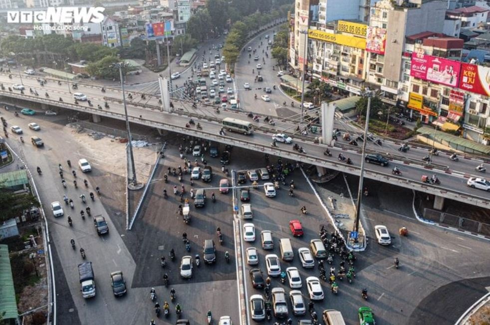 Ha Noi xay duong tren cao tu Nga Tu So den Cau Giay hinh anh