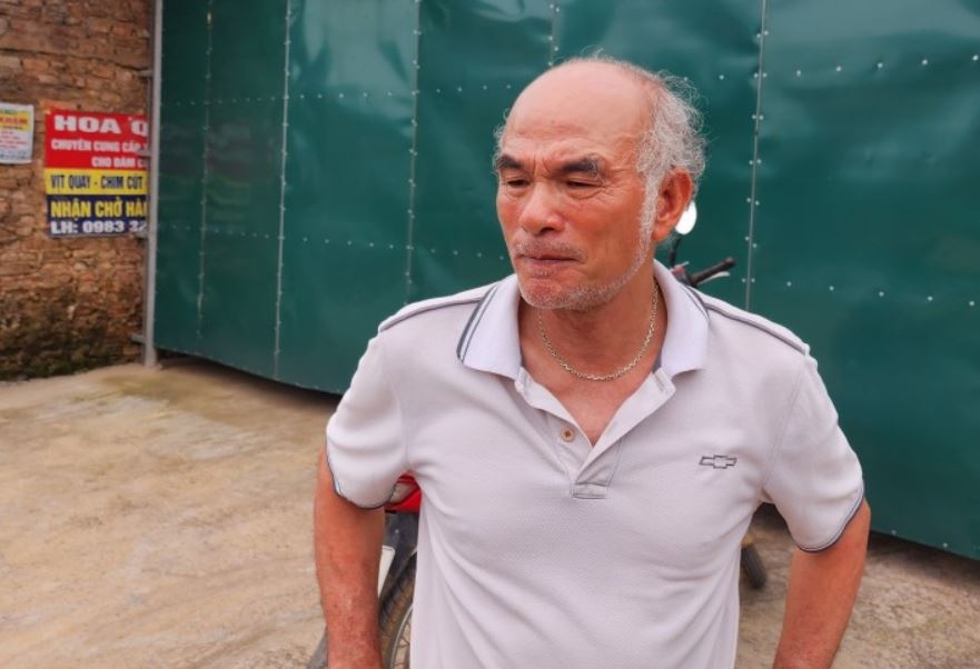 Loi ke cua nguoi dua 3 chau be tu vong ra ngoai sau sat lo o Ba Vi hinh anh