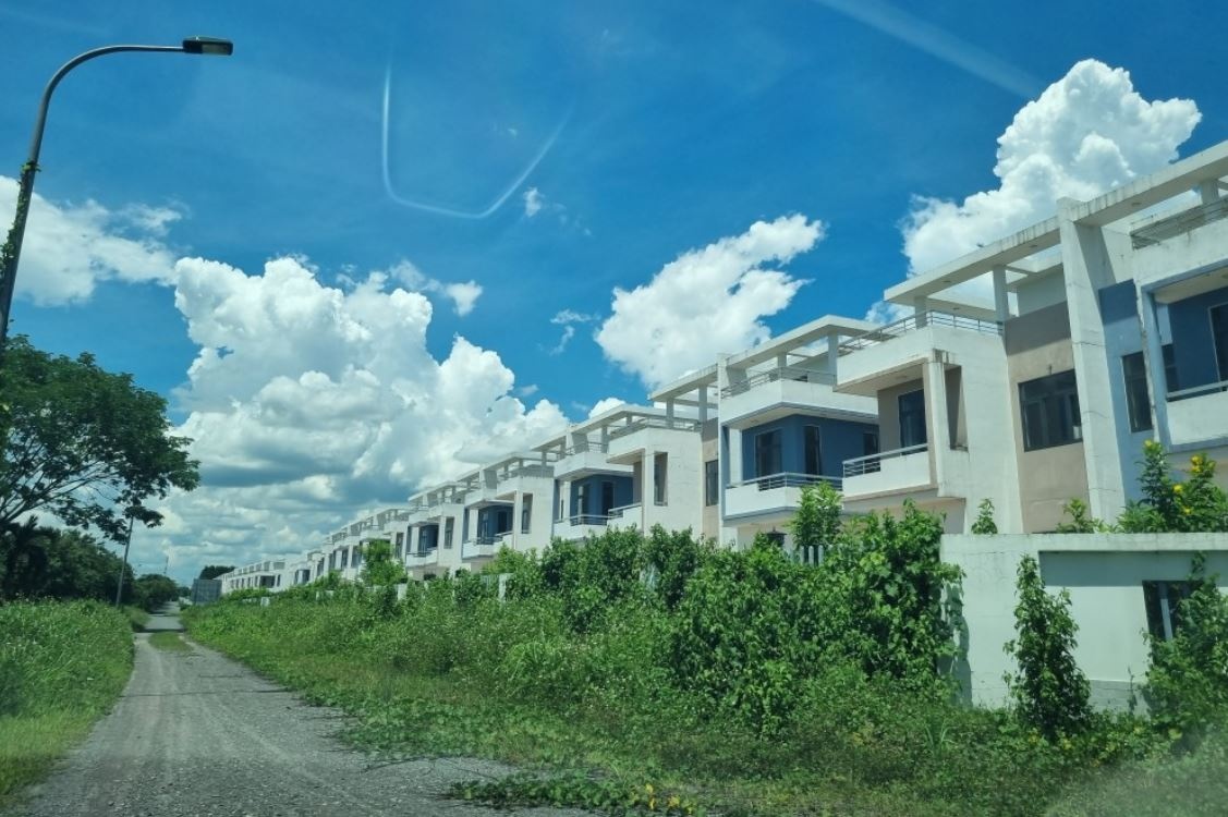 Chu tich huyen o Dong Nai xin nghi viec sau khi bi ky luat hinh anh