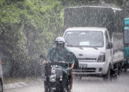 Dem 12/5, cac vung tren ca nuoc mua dong, cuc bo mua to hinh anh