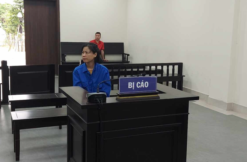 Nguoi giup viec,  Cuom vang anh 1