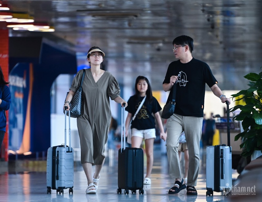 Dan keu gia ve may bay cao, Cuc Hang khong noi khong hang nao vi pham hinh anh