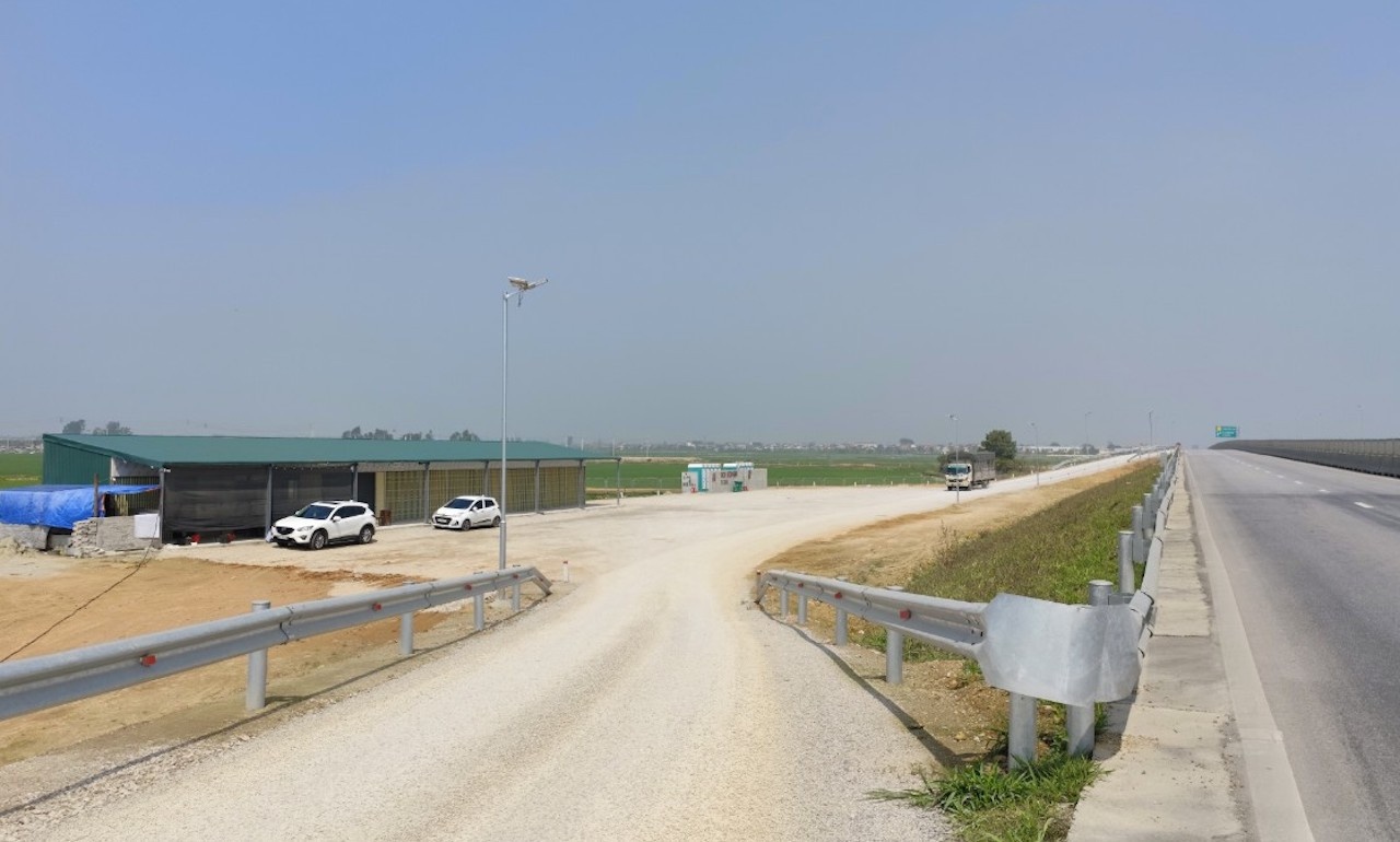 Mo thau chon nha dau tu xay 8 tram dung nghi o cao toc Bac - Nam hinh anh
