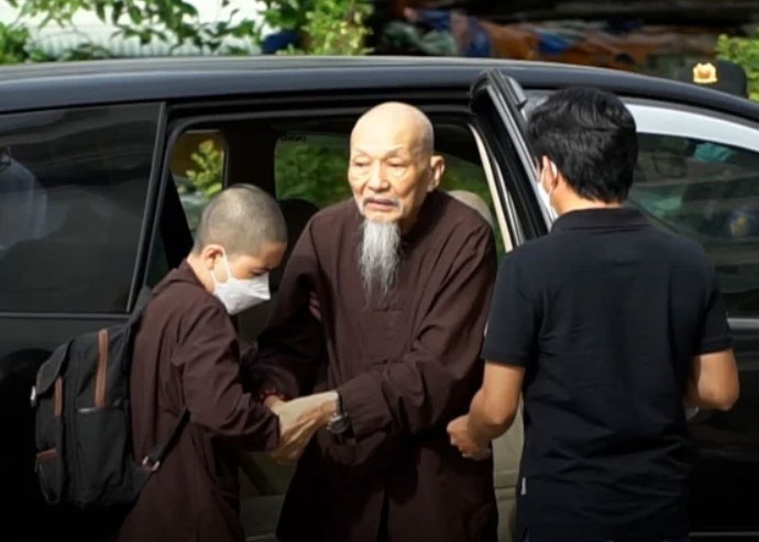 Ra soat lich su kham chua benh 3 nguoi trong vu Tinh that Bong Lai hinh anh