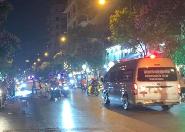 Nguoi dan chan bat tai xe xe tai tong co gai tre tu vong roi bo chay hinh anh