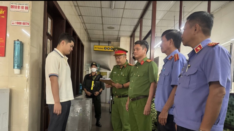Công ty Thành Bưởi,  Lê Dương ảnh 1 Cong ty Thanh Buoi,  Le Duong anh 1