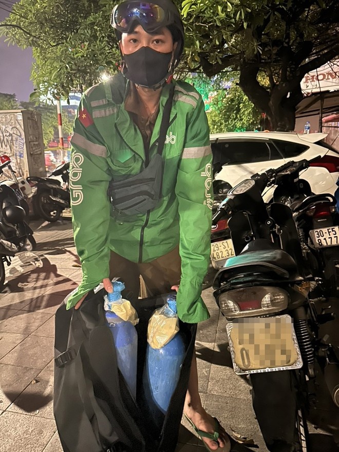 Binh khi cuoi,  shipper anh 2