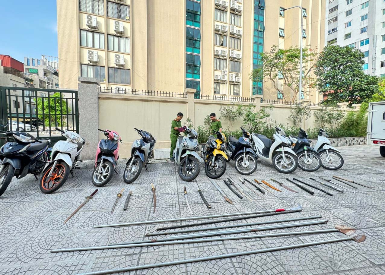 Tam giu 20 thanh nien anh 2