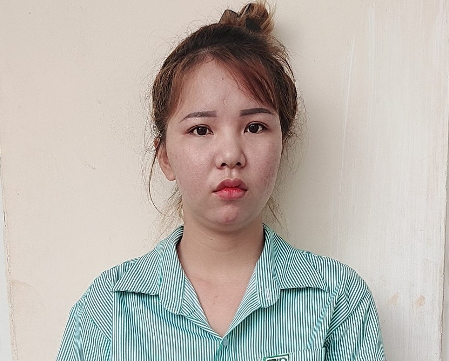 Co gai lap nhieu tai khoan Facebook keu goi tu thien de lua dao hinh anh