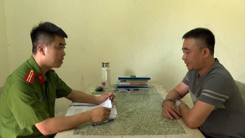 Toyota Fortuner,  Con ho,  Le Van Son anh 3