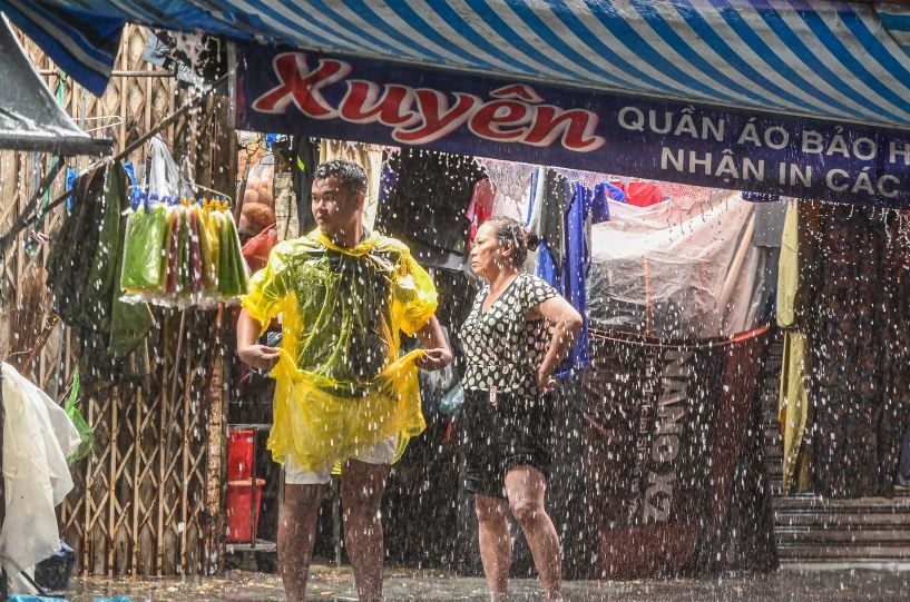 Ha Noi ngay nang, Tay Nguyen va Nam Bo mua to hinh anh