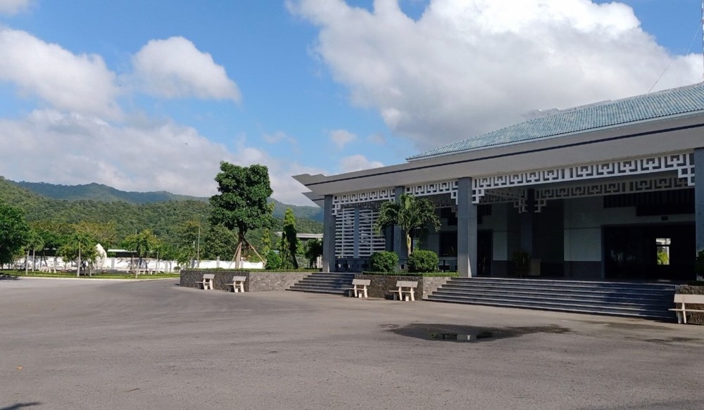 Binh Thuan chi gan mot tram ty dong xay nha tang le hinh anh