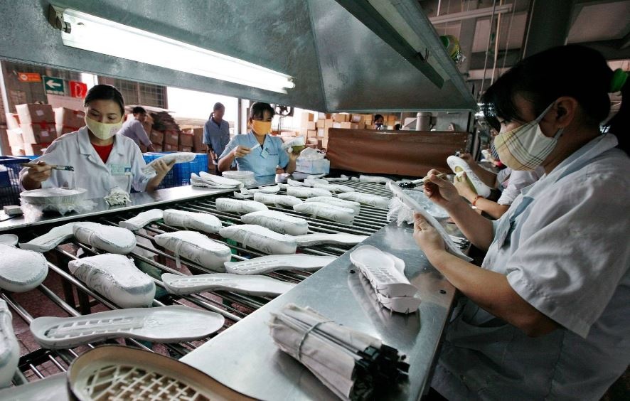 Chinh thuc de xuat tang luong toi thieu vung tu 1/7 hinh anh