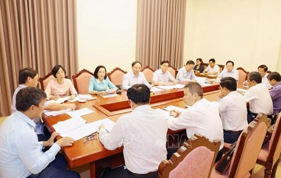 Hoi nghi Trung uong anh 4