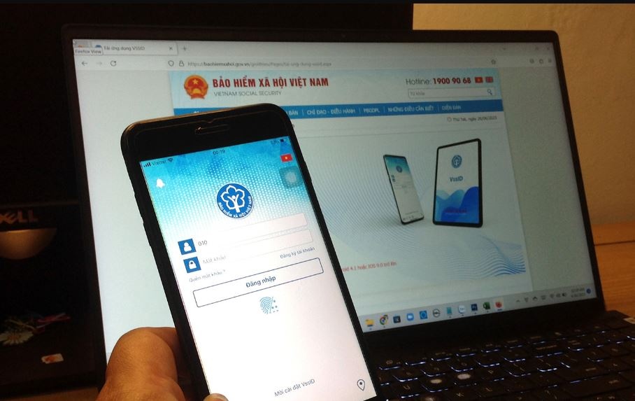 Mat sach tien trong tai khoan do nhap thong tin qua ung dung BHXH gia hinh anh