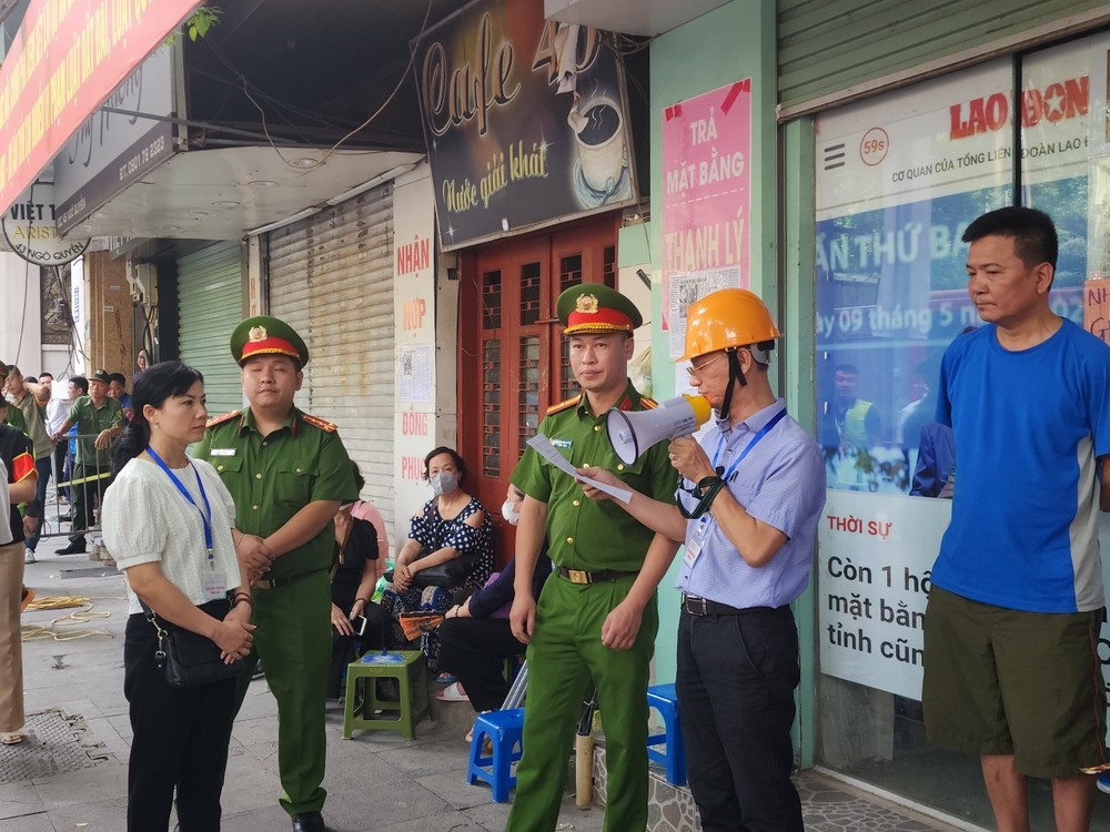 Cuong che dat vang anh 1