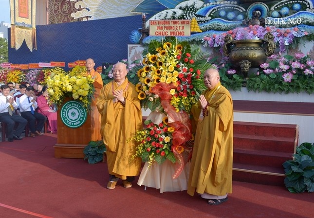 Phat giao TP.HCM anh 2