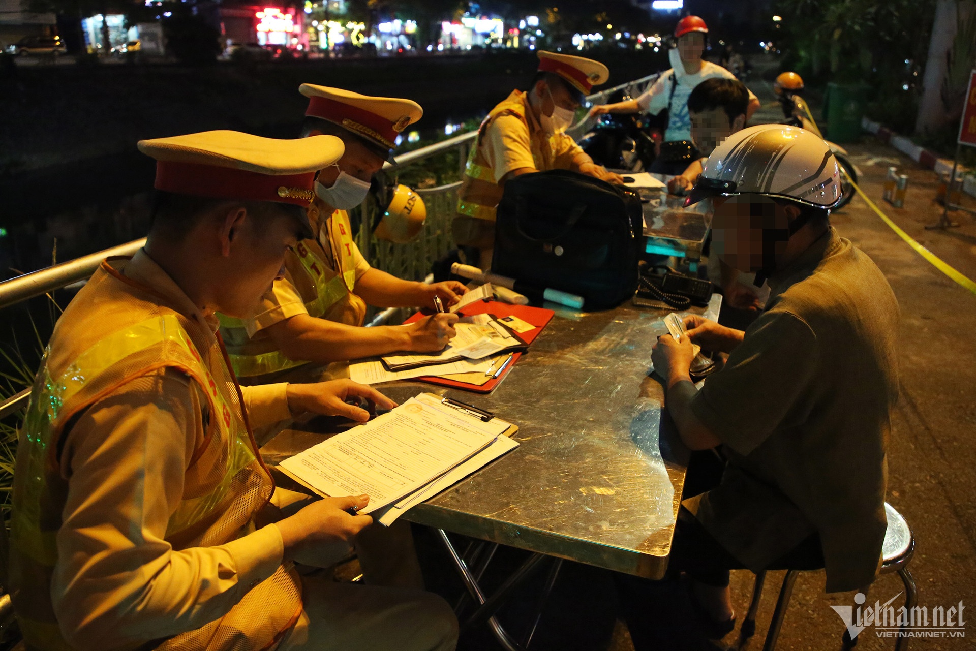 Ha Noi Nong do con anh 2