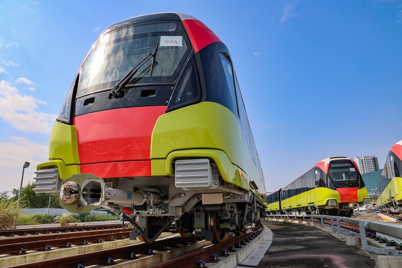 Tram nam nua cung chua xong duong sat do thi neu lam nhu vua qua hinh anh