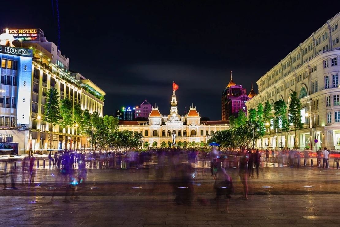 TP.HCM mien 100% le phi thu tuc hanh chinh dich vu cong truc tuyen hinh anh