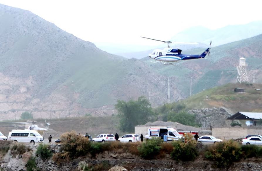 Da tiep can duoc truc thang roi, chua ro so phan Tong thong Iran hinh anh