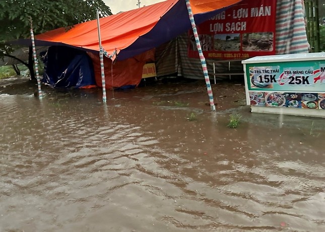 Nhieu tuyen pho Ha Noi anh 4