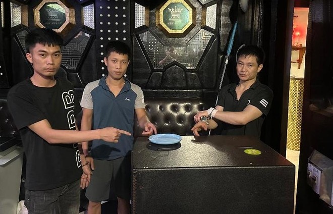 Karaoke Hop Thanh,  Quan Hop Thanh,  Ha Noi anh 1