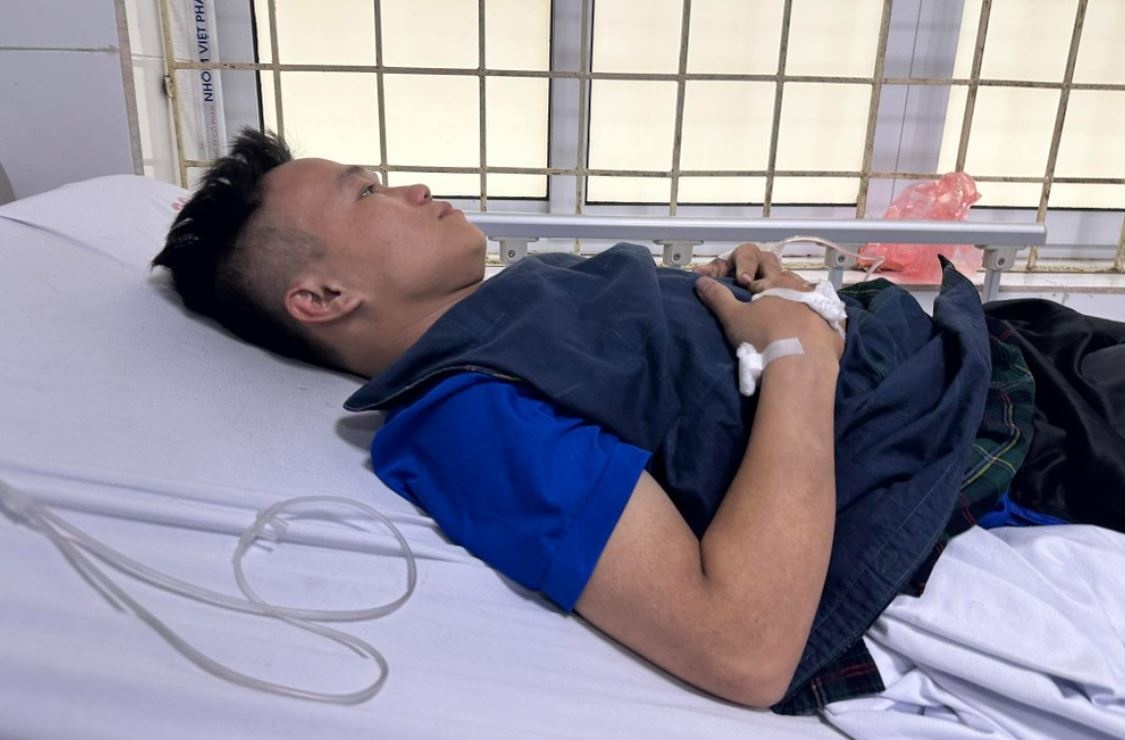 Nan nhan vu chay o Trung Kinh ke lai thoi khac lua tran vao cac phong hinh anh