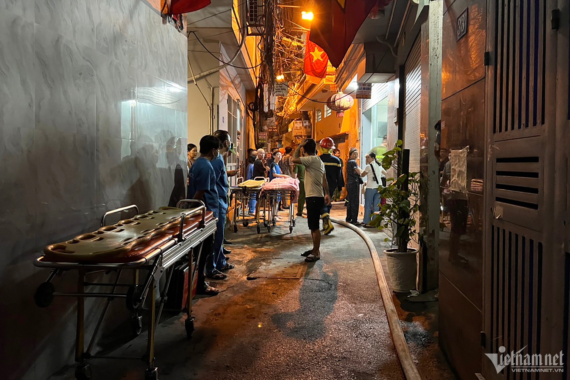 Chay Trung Kinh Cau Giay anh 1