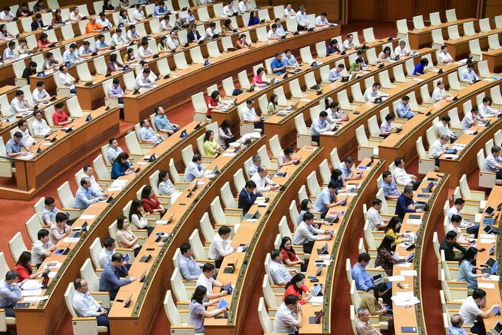 Quoc hoi danh ca hom nay thao luan du thao Luat Bao hiem xa hoi hinh anh