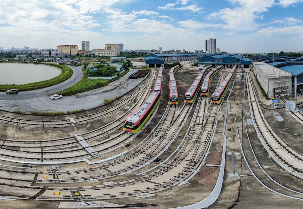 Giai phap de hoan thanh hang tram km duong sat do thi o Ha Noi, TP.HCM hinh anh