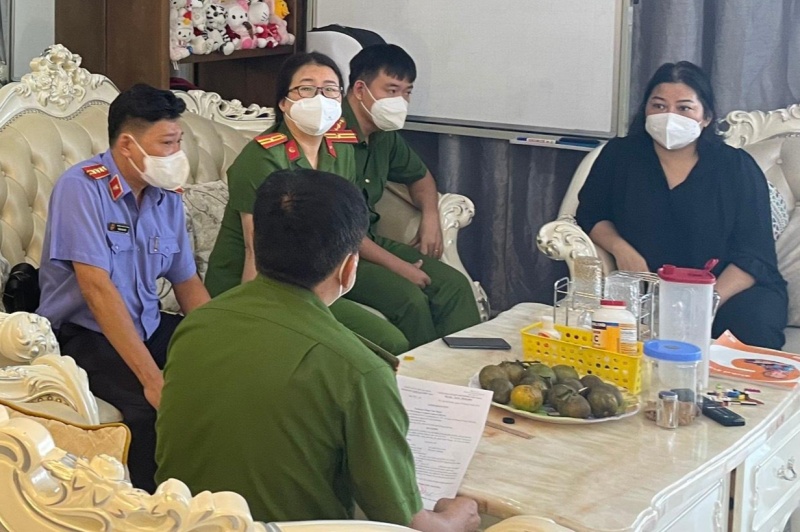 Phat An Gia,  Hoang Manh Cuong,  Dan cu Central House,  Nguyen Thi Hoa anh 2