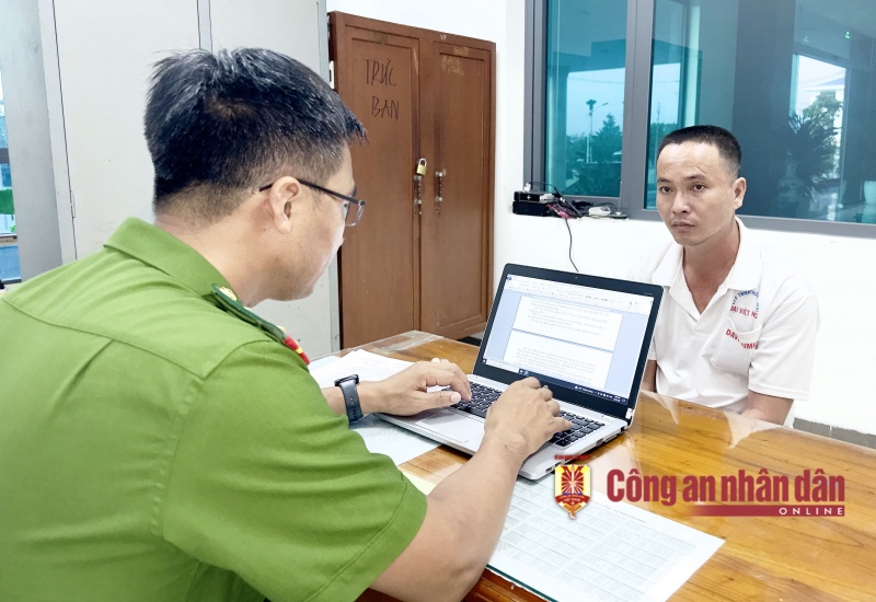 Lam gia thien thach,  Tan Minh Luan anh 1